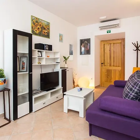 Nila's Place Apartman