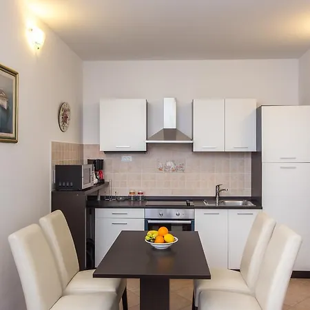 Nila's Place Ragusa